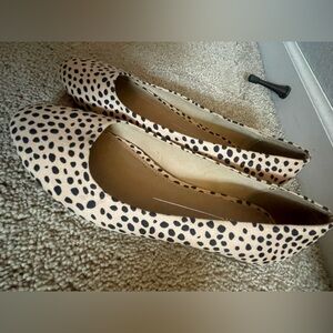 Report Beige and Black Spotted Ballet Flats